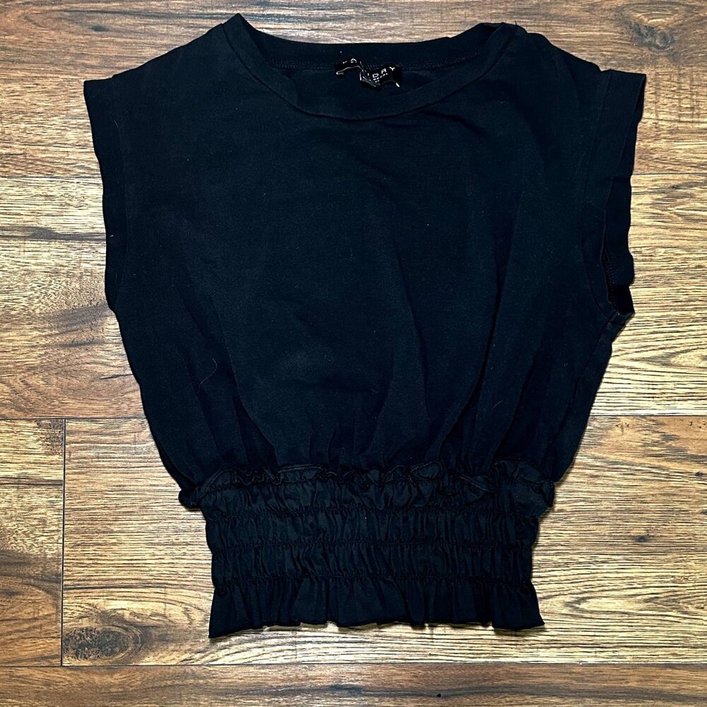 Laundry by Shelli Segal Black cropped top Smocked hem cap sleeve Small EUC